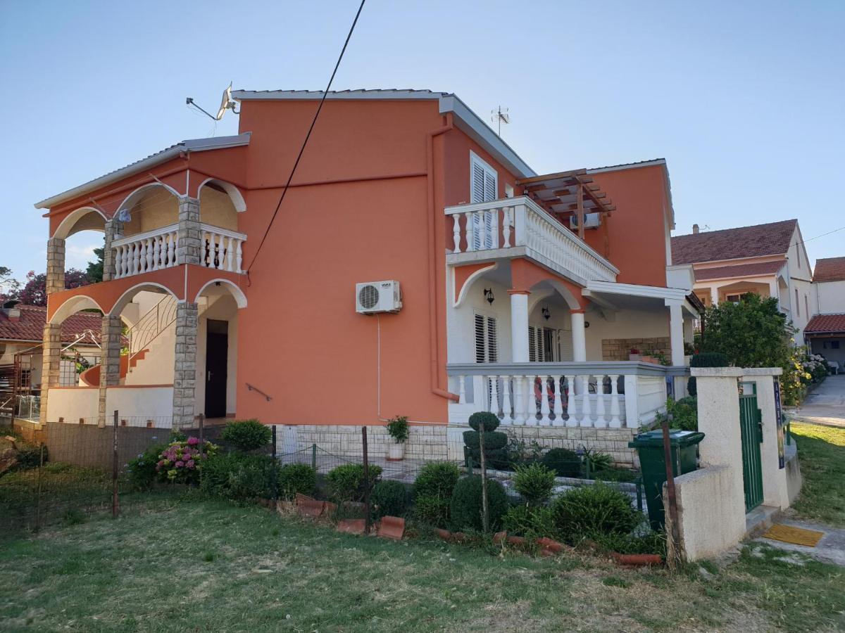 Apartments Martinovic By The Sea Kukljica Εξωτερικό φωτογραφία