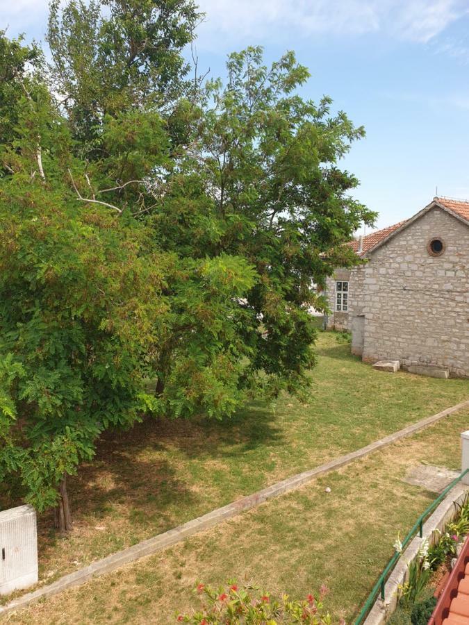 Apartments Martinovic By The Sea Kukljica Εξωτερικό φωτογραφία